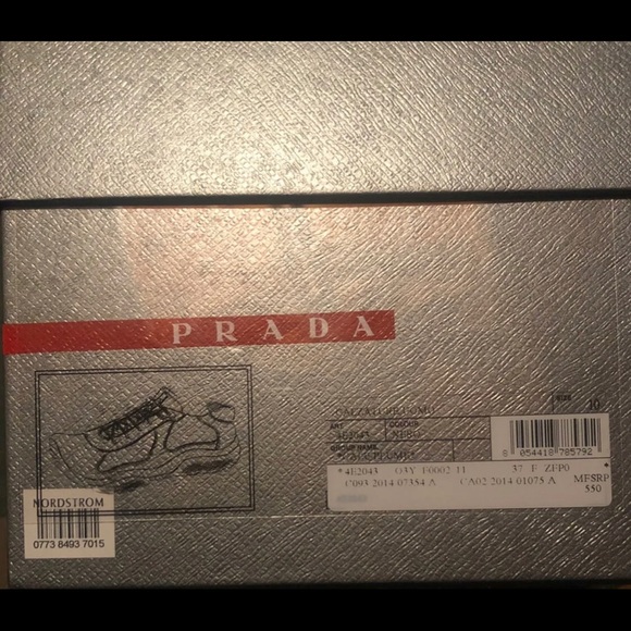 Prada shoes w/ travel carry bag - Picture 6 of 12